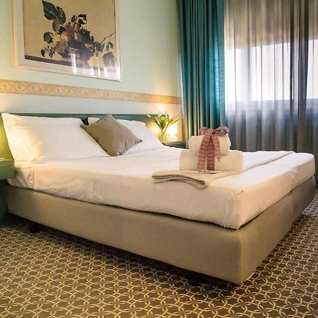Hotel Salera Asti Kültér fotó