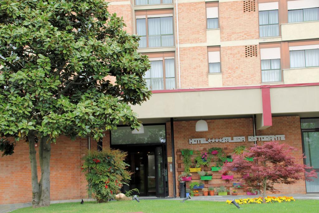 Hotel Salera Asti Kültér fotó