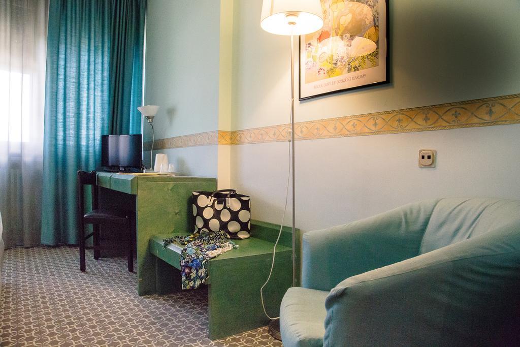 Hotel Salera Asti Kültér fotó