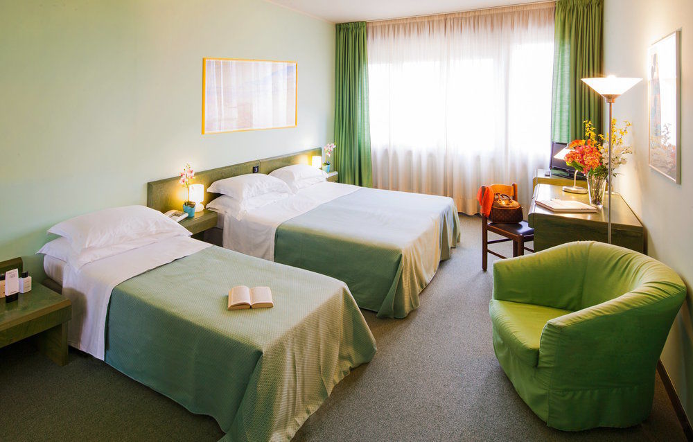 Hotel Salera Asti Kültér fotó