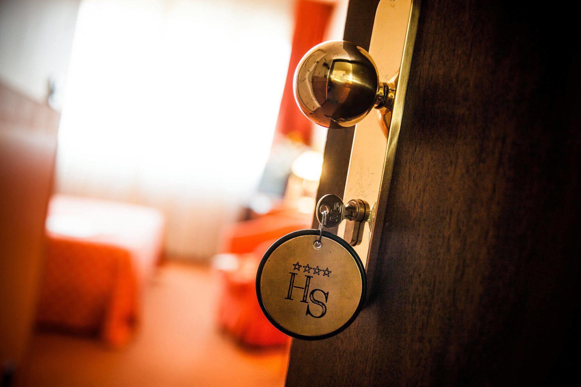 Hotel Salera Asti Kültér fotó