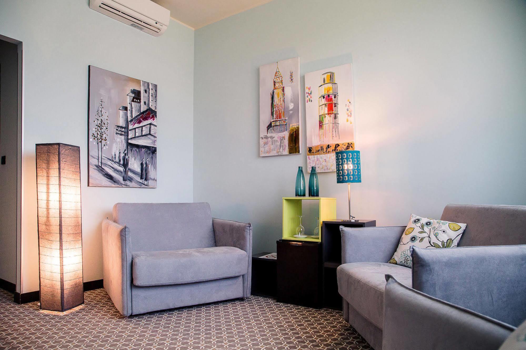 Hotel Salera Asti Kültér fotó